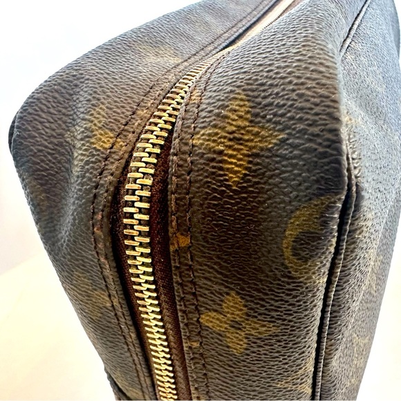 ✨ Vintage Louis Vuitton Monogram Trousse Toilette 28 Cosmetic Bag - Picture 14 of 17